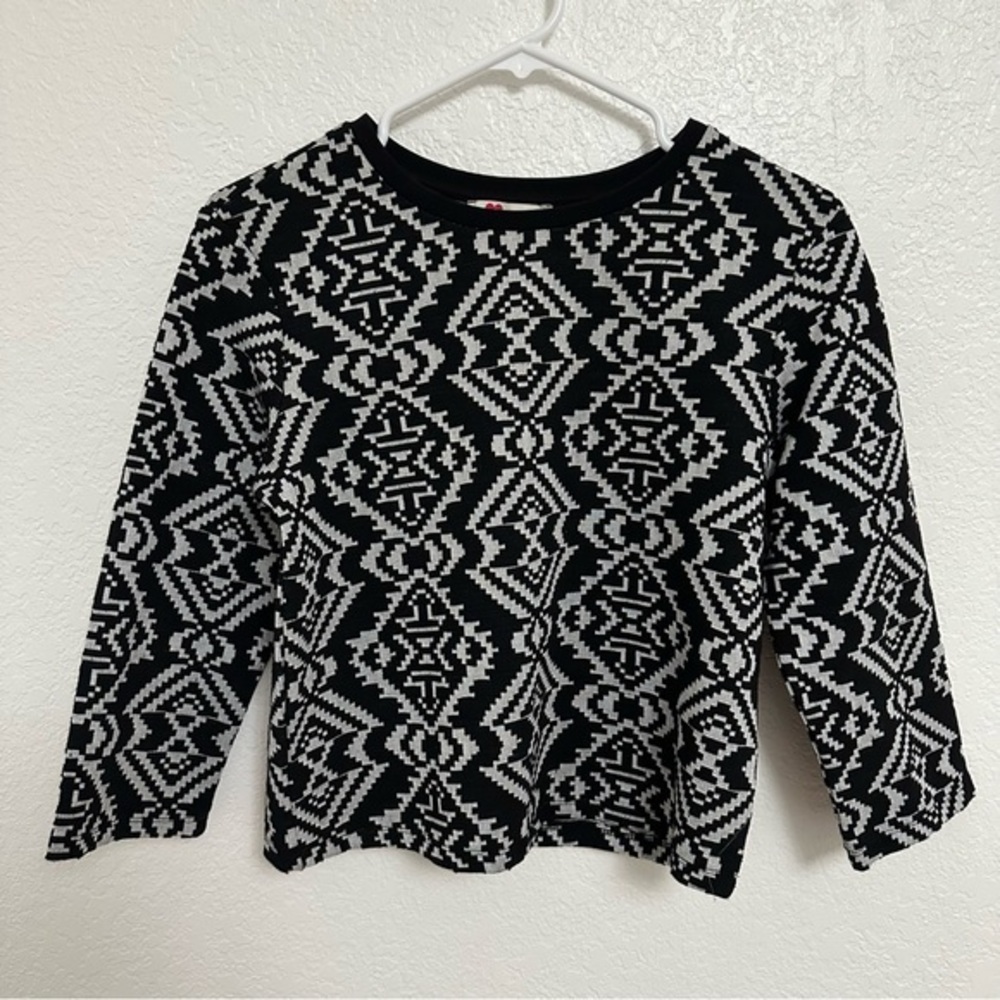 NWOT Womens Black Long Sleeve Top